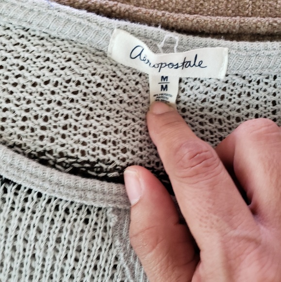 Top - Picture 2 of 2